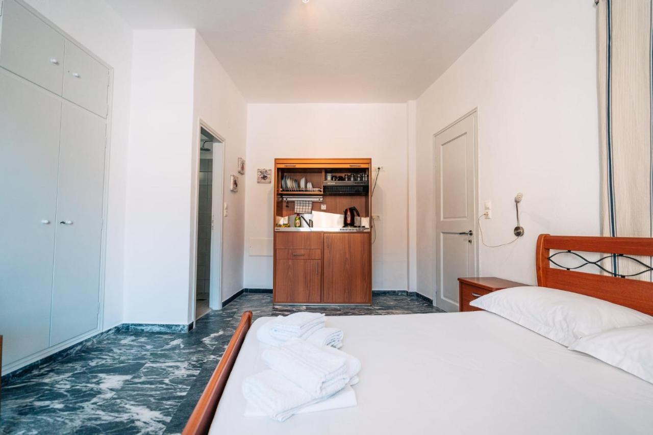 Meropi Rooms Kamares  Exteriör bild
